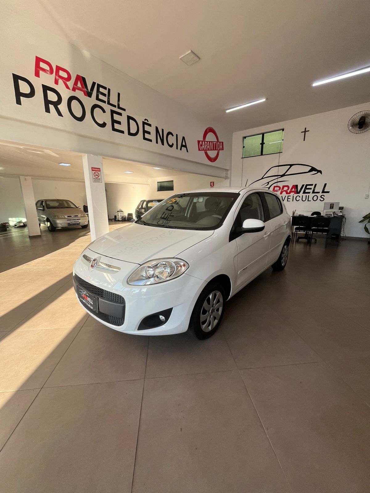 
								Fiat Palio 2015 full									