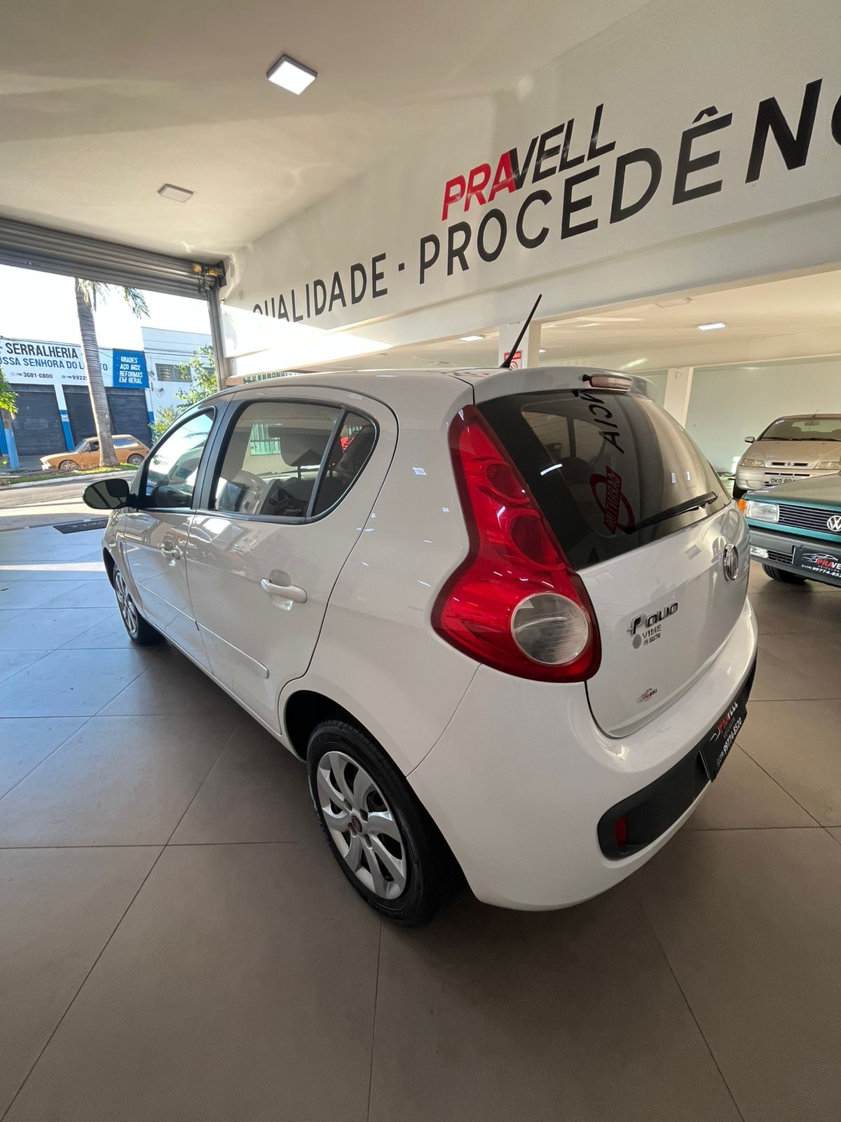 
								Fiat Palio 2015 full									