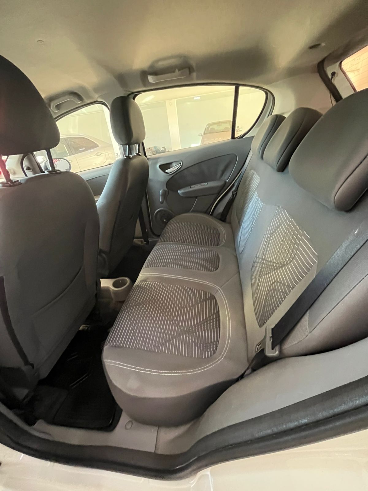 
								Fiat Palio 2015 full									