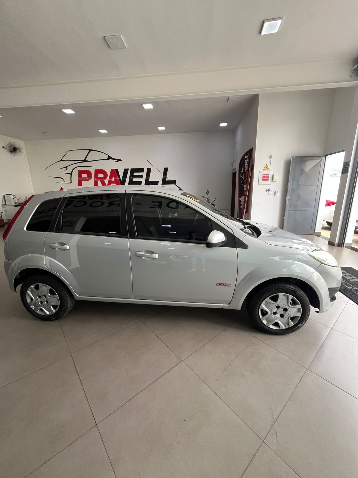 
								Ford Fiesta 2012 full									