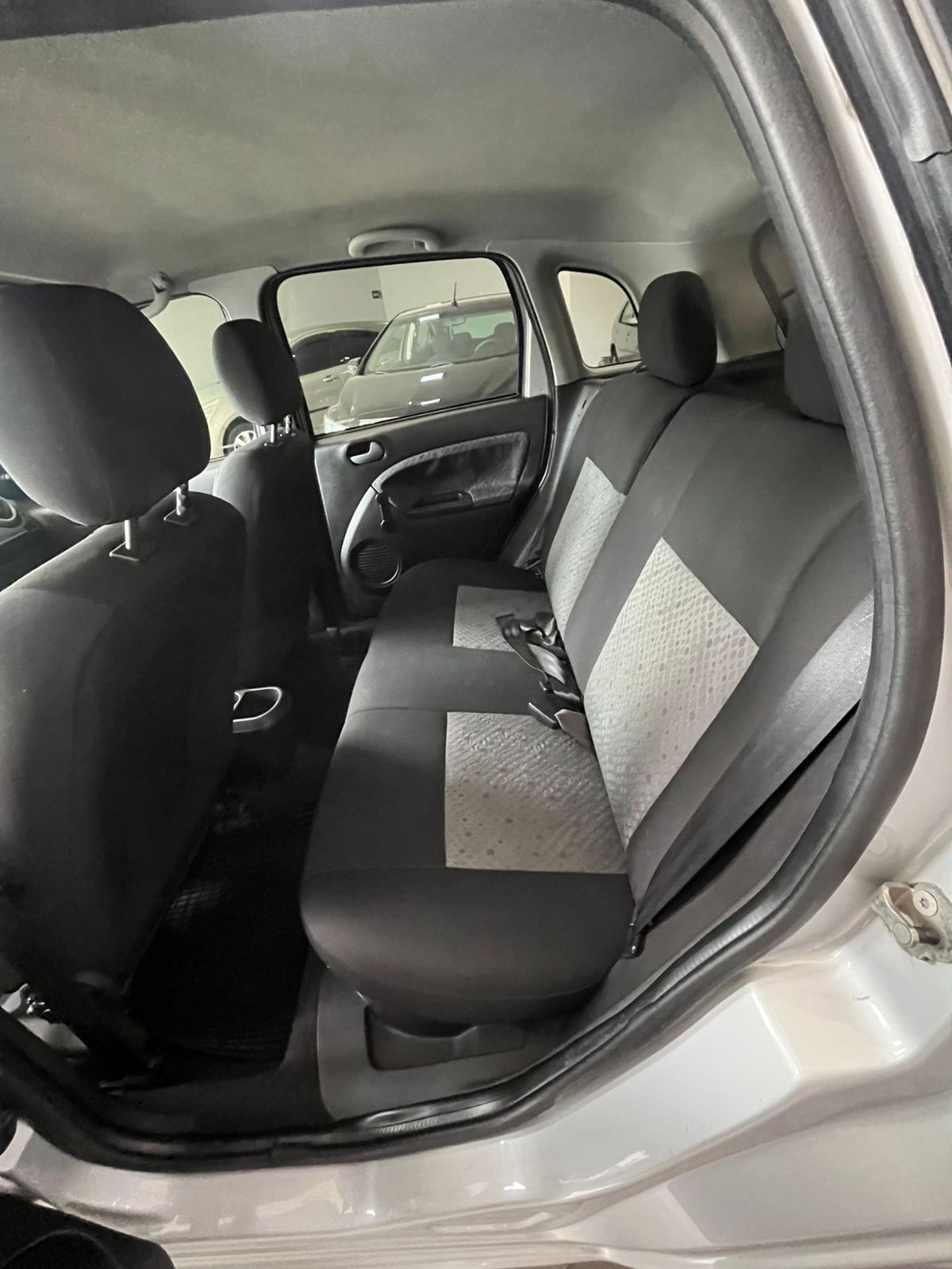 
								Ford Fiesta 2012 full									