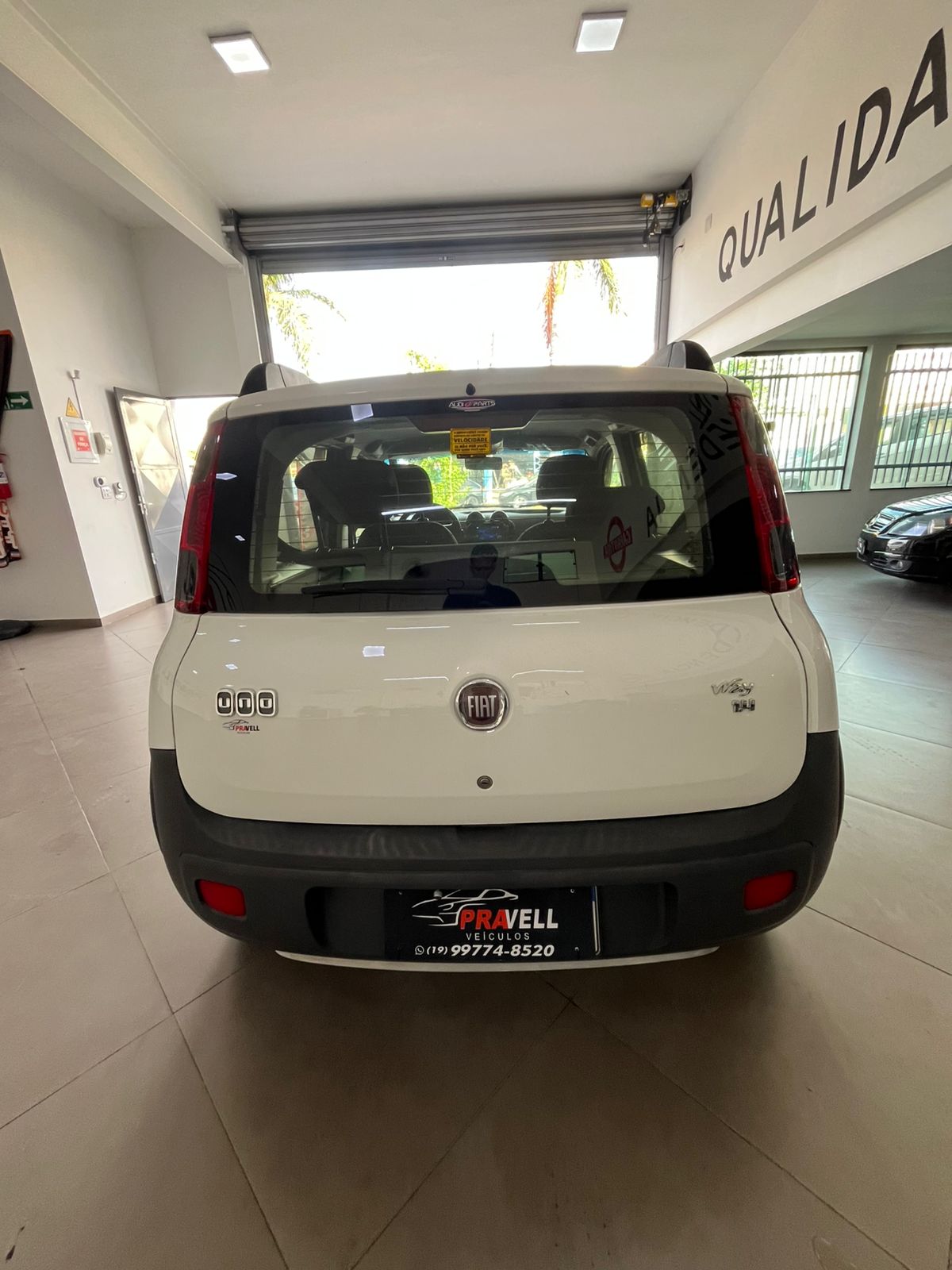 
								Fiat Uno Way 2013 full									