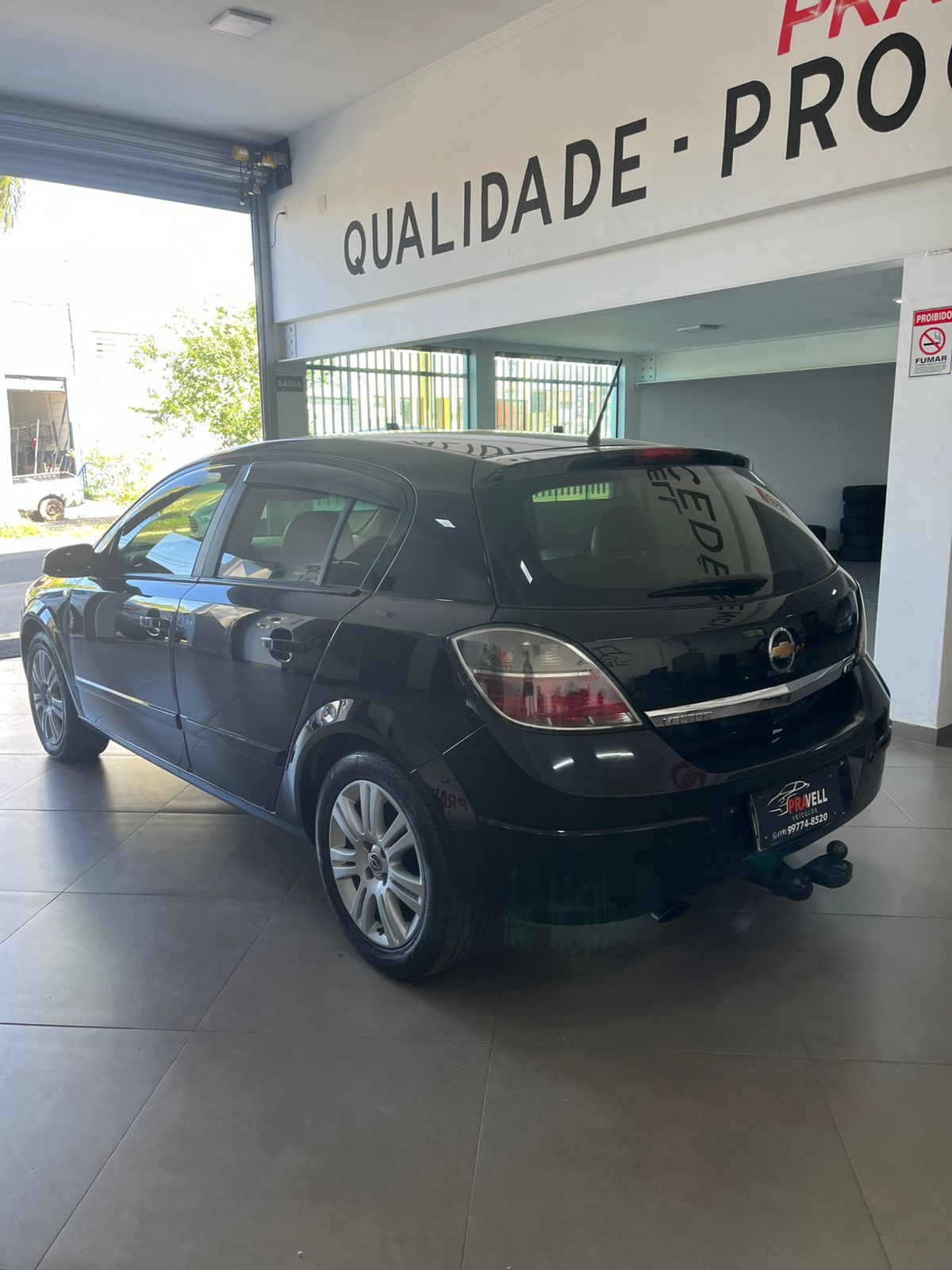 
								Vectra GT 2008 full									